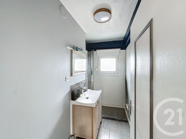 Afficher la photo en grand Appartement F2 à vendre - 2 pièces - 47.56 m2 - NANCY - 54 - LORRAINE - Century 21 Libération