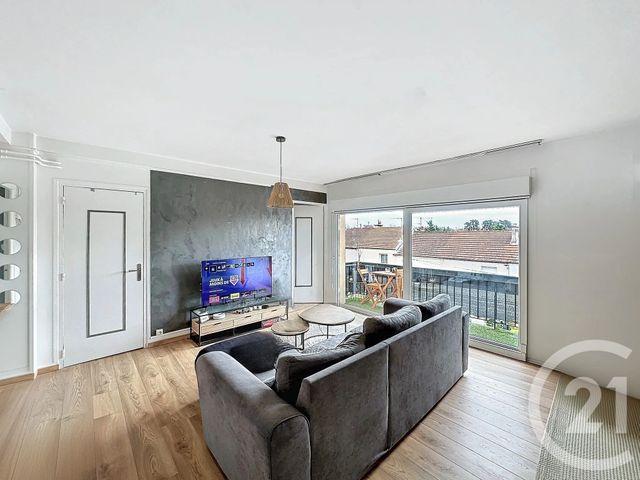 Afficher la photo en grand Appartement F2 à vendre - 2 pièces - 47.56 m2 - NANCY - 54 - LORRAINE - Century 21 Libération