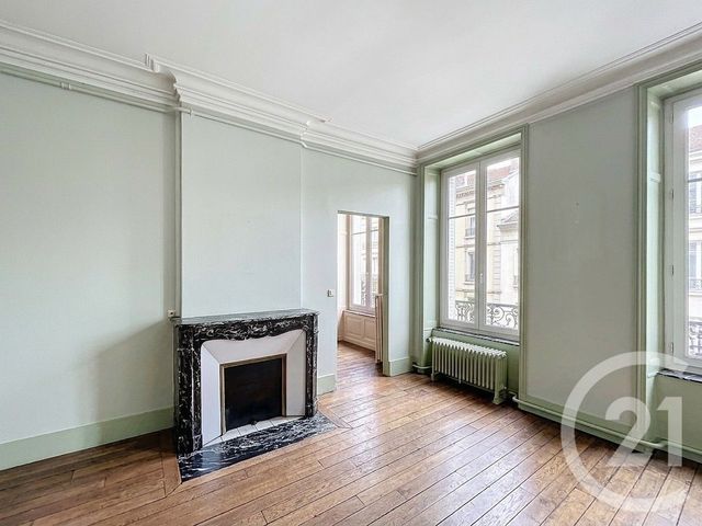 Appartement F5 à vendre - 5 pièces - 113.2 m2 - NANCY - 54 - LORRAINE - Century 21 Libération