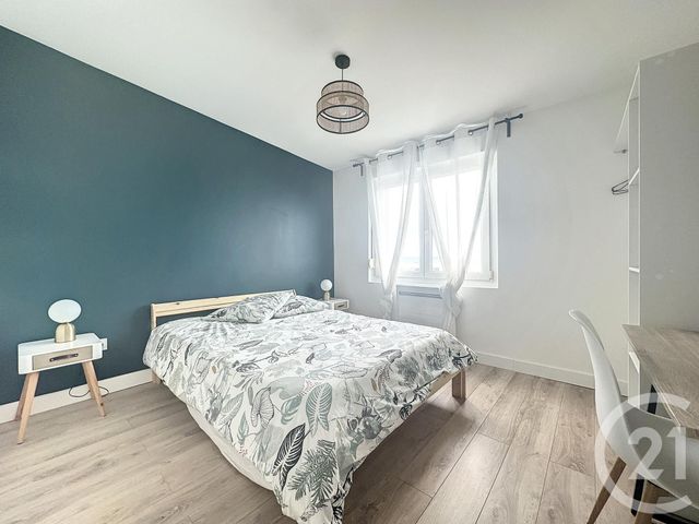 Afficher la photo en grand Appartement F5 à louer - 5 pièces - 71.25 m2 - VANDOEUVRE LES NANCY - 54 - LORRAINE - Century 21 Libération