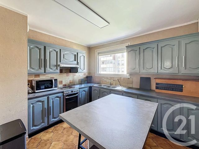 Appartement F4 à vendre - 5 pièces - 75.0 m2 - NANCY - 54 - LORRAINE - Century 21 Libération