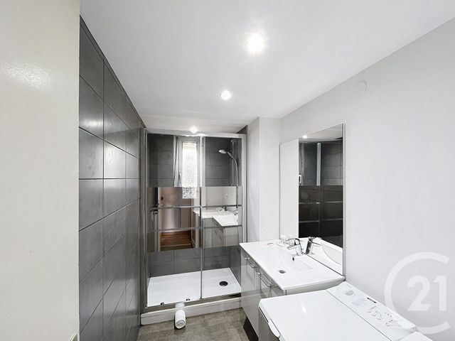 Appartement F5 à vendre - 5 pièces - 63.94 m2 - VANDOEUVRE LES NANCY - 54 - LORRAINE - Century 21 Libération