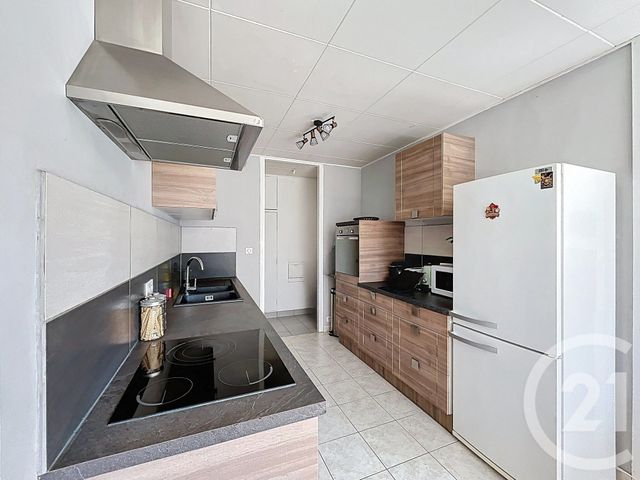 Appartement F4 à vendre - 5 pièces - 92.64 m2 - VANDOEUVRE LES NANCY - 54 - LORRAINE - Century 21 Libération