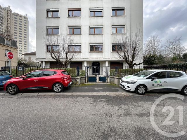 Afficher la photo en grand Appartement F4 à vendre - 4 pièces - 99.88 m2 - NANCY - 54 - LORRAINE - Century 21 Libération