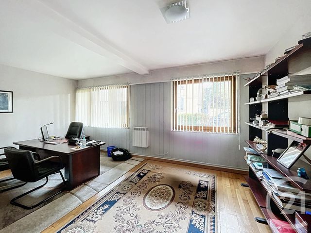 Afficher la photo en grand Appartement F4 à vendre - 4 pièces - 99.88 m2 - NANCY - 54 - LORRAINE - Century 21 Libération