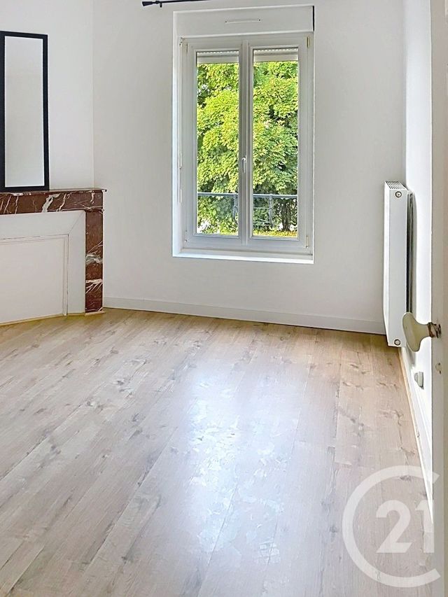 Afficher la photo en grand immeuble à vendre - 115.0 m2 - JARVILLE LA MALGRANGE - 54 - LORRAINE - Century 21 Libération