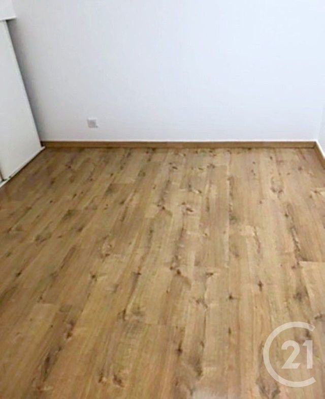 Afficher la photo en grand immeuble à vendre - 115.0 m2 - JARVILLE LA MALGRANGE - 54 - LORRAINE - Century 21 Libération