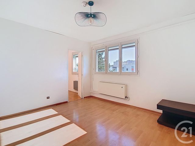Afficher la photo en grand Appartement F2 à vendre - 2 pièces - 41.49 m2 - VANDOEUVRE LES NANCY - 54 - LORRAINE - Century 21 Libération