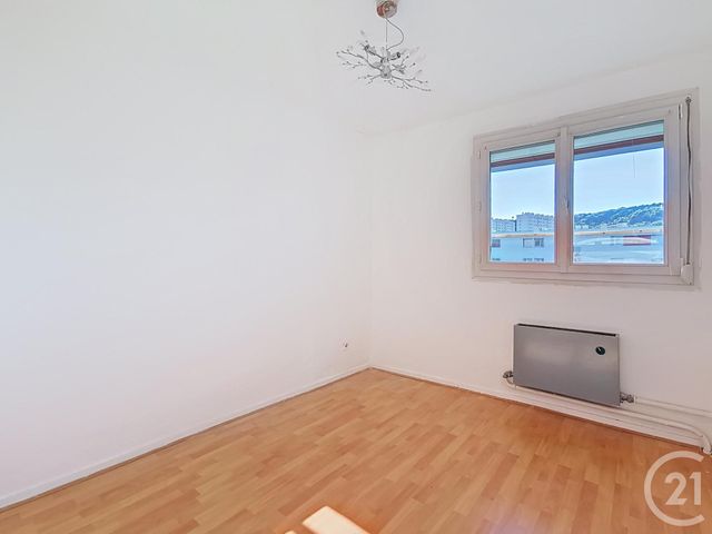 Afficher la photo en grand Appartement F2 à vendre - 2 pièces - 41.49 m2 - VANDOEUVRE LES NANCY - 54 - LORRAINE - Century 21 Libération