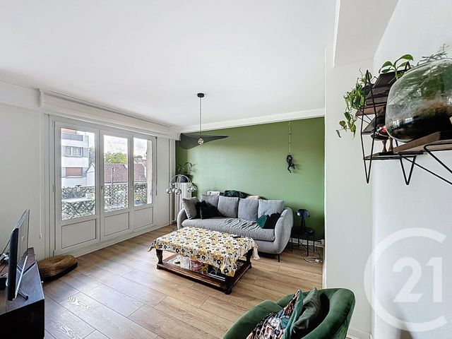 Afficher la photo en grand Appartement F3 à vendre - 3 pièces - 87.49 m2 - VANDOEUVRE LES NANCY - 54 - LORRAINE - Century 21 Libération