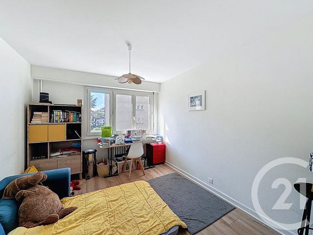Afficher la photo en grand Appartement F3 à vendre - 3 pièces - 87.49 m2 - VANDOEUVRE LES NANCY - 54 - LORRAINE - Century 21 Libération