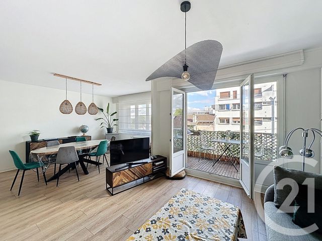 Afficher la photo en grand Appartement F3 à vendre - 3 pièces - 87.49 m2 - VANDOEUVRE LES NANCY - 54 - LORRAINE - Century 21 Libération