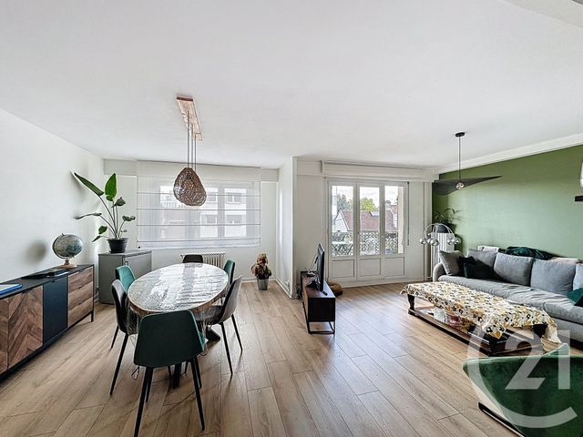 Afficher la photo en grand Appartement F3 à vendre - 3 pièces - 87.49 m2 - VANDOEUVRE LES NANCY - 54 - LORRAINE - Century 21 Libération