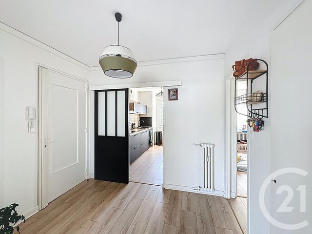 Afficher la photo en grand Appartement F3 à vendre - 3 pièces - 87.49 m2 - VANDOEUVRE LES NANCY - 54 - LORRAINE - Century 21 Libération