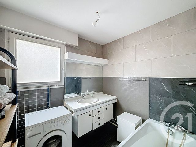 Appartement F3 à vendre - 4 pièces - 75.4 m2 - NANCY - 54 - LORRAINE - Century 21 Libération