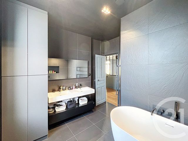 Appartement F5 à vendre - 5 pièces - 103.47 m2 - NANCY - 54 - LORRAINE - Century 21 Libération