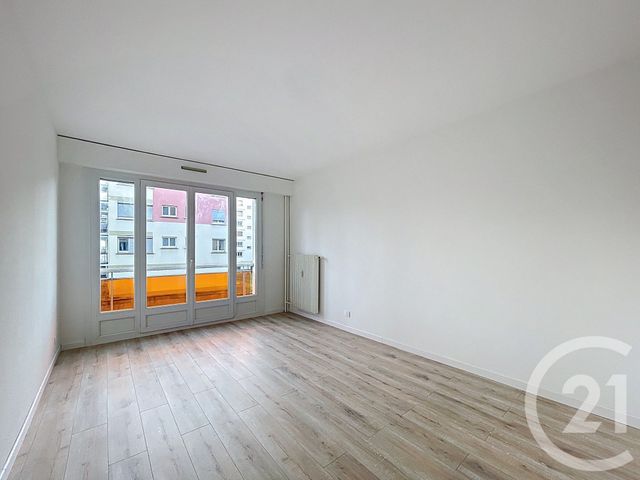 Appartement F2 à vendre - 2 pièces - 46.83 m2 - VANDOEUVRE LES NANCY - 54 - LORRAINE - Century 21 Libération