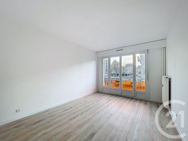 Appartement F2 à vendre - 2 pièces - 46.83 m2 - VANDOEUVRE LES NANCY - 54 - LORRAINE - Century 21 Libération