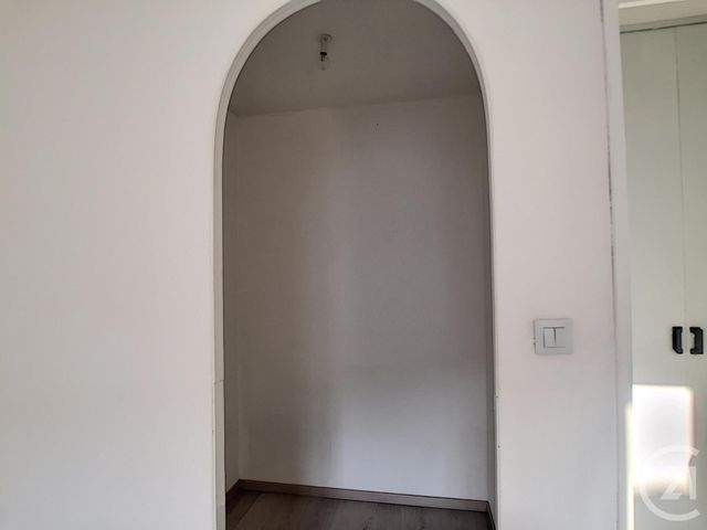 Appartement F2 à louer - 2 pièces - 45.17 m2 - VILLERS LES NANCY - 54 - LORRAINE - Century 21 Libération
