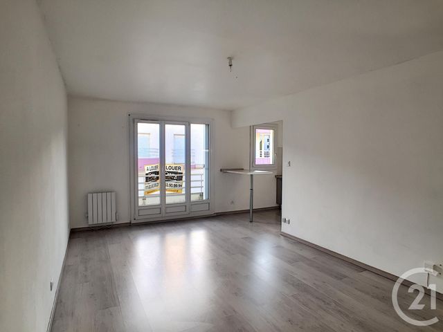 Appartement F2 à louer - 2 pièces - 45.17 m2 - VILLERS LES NANCY - 54 - LORRAINE - Century 21 Libération