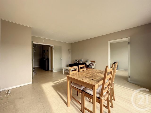 Appartement F4 à louer - 4 pièces - 91.24 m2 - VANDOEUVRE LES NANCY - 54 - LORRAINE - Century 21 Libération