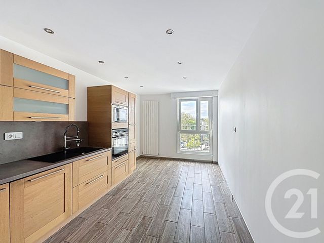 Appartement F4 à louer - 4 pièces - 82.5 m2 - VANDOEUVRE LES NANCY - 54 - LORRAINE - Century 21 Libération