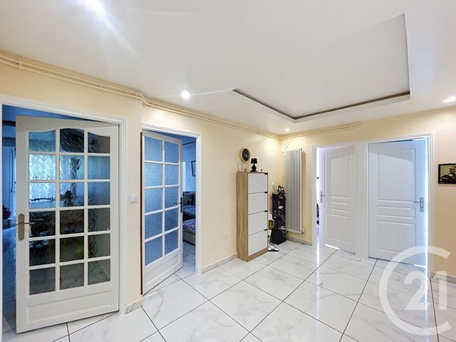 Appartement F4 à vendre - 4 pièces - 82.3 m2 - VANDOEUVRE LES NANCY - 54 - LORRAINE - Century 21 Libération