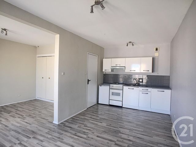Appartement F1 bis à louer - 2 pièces - 34.85 m2 - NANCY - 54 - LORRAINE - Century 21 Libération