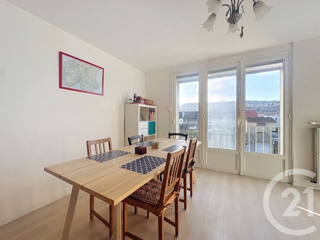 Appartement F3 à louer - 3 pièces - 57.66 m2 - NEUVES MAISONS - 54 - LORRAINE - Century 21 Libération