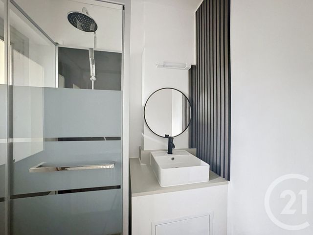 Appartement F3 à louer - 3 pièces - 57.66 m2 - NEUVES MAISONS - 54 - LORRAINE - Century 21 Libération