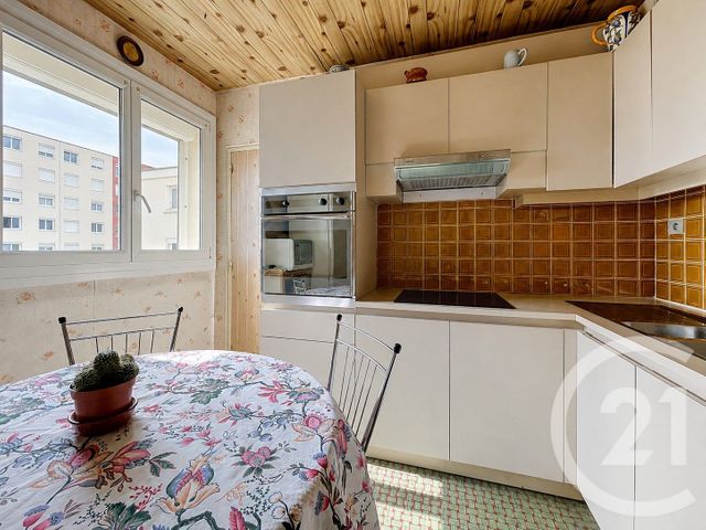 Appartement F3 à vendre - 3 pièces - 70.67 m2 - VANDOEUVRE LES NANCY - 54 - LORRAINE - Century 21 Libération
