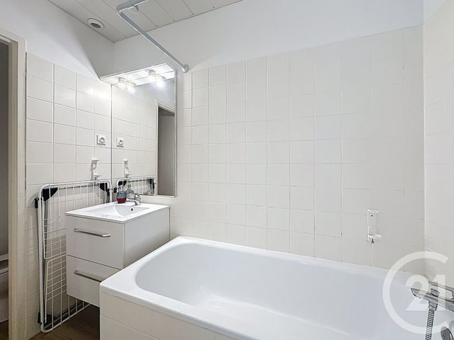 Appartement F3 à louer - 3 pièces - 47.44 m2 - NANCY - 54 - LORRAINE - Century 21 Libération