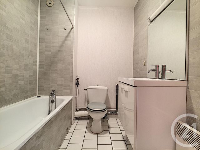 Appartement F2 à louer - 2 pièces - 45.66 m2 - VANDOEUVRE LES NANCY - 54 - LORRAINE - Century 21 Libération